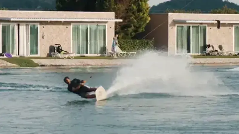 Eastmobe - Toeside S-Mobe