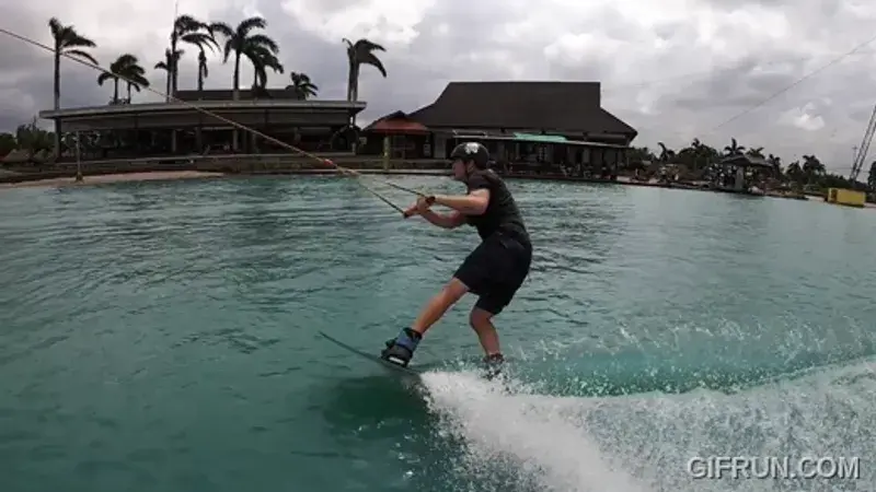 Crow Mobe nose grab